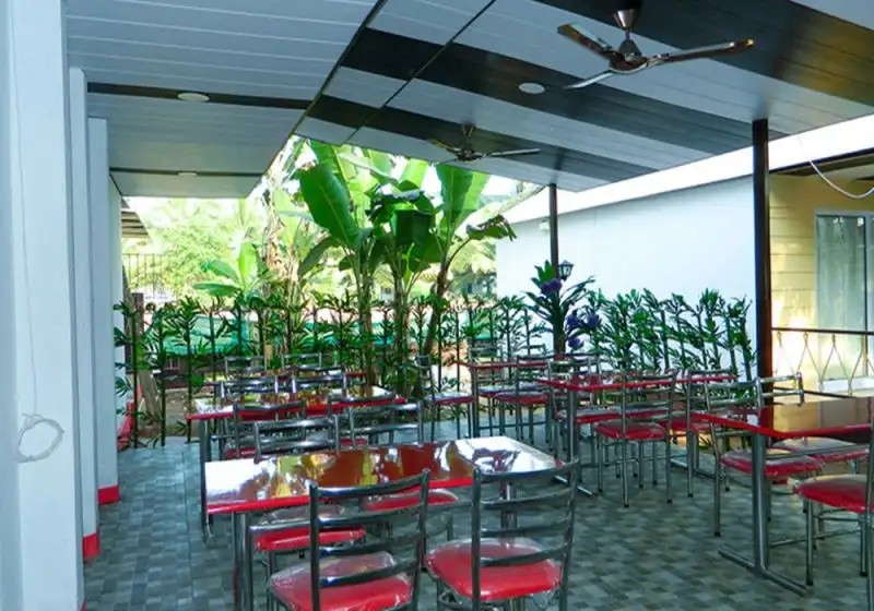 RETREAT MORJIM