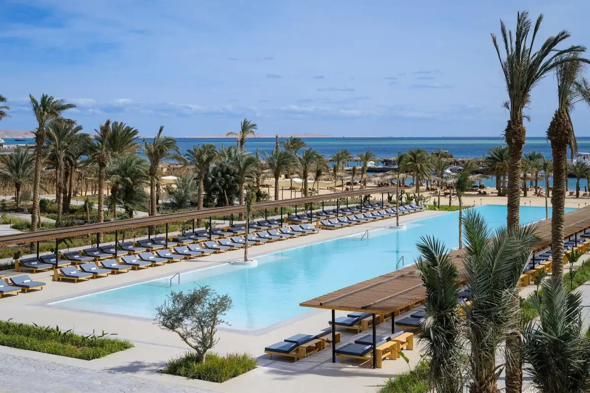 SERRY BEACH RESORT