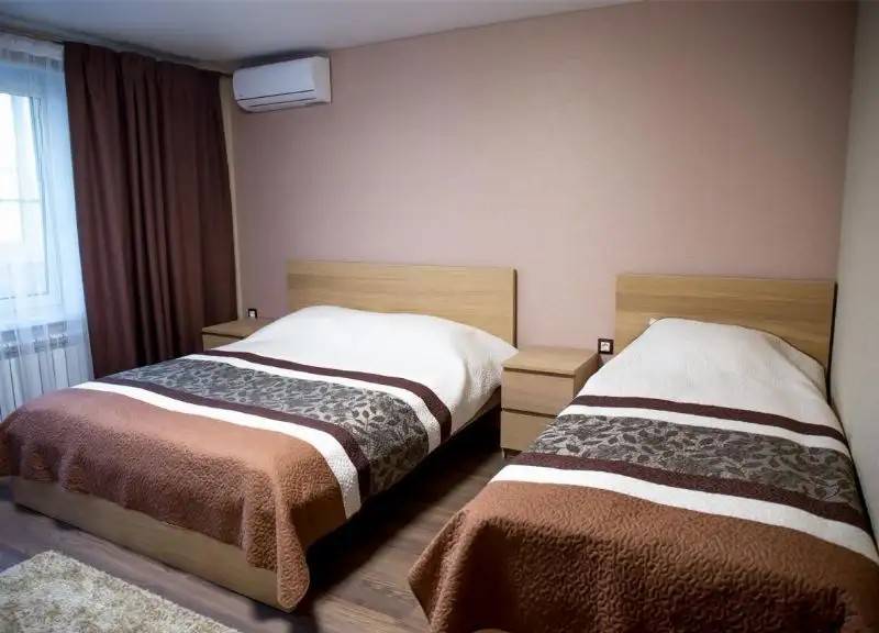 ROOMER (РУМЕР)