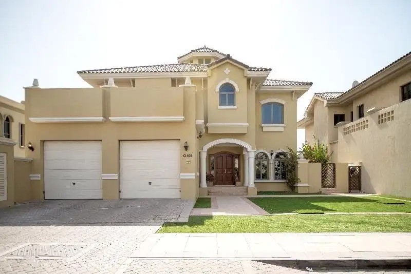 THE PALM JUMEIRAH VILLAS
