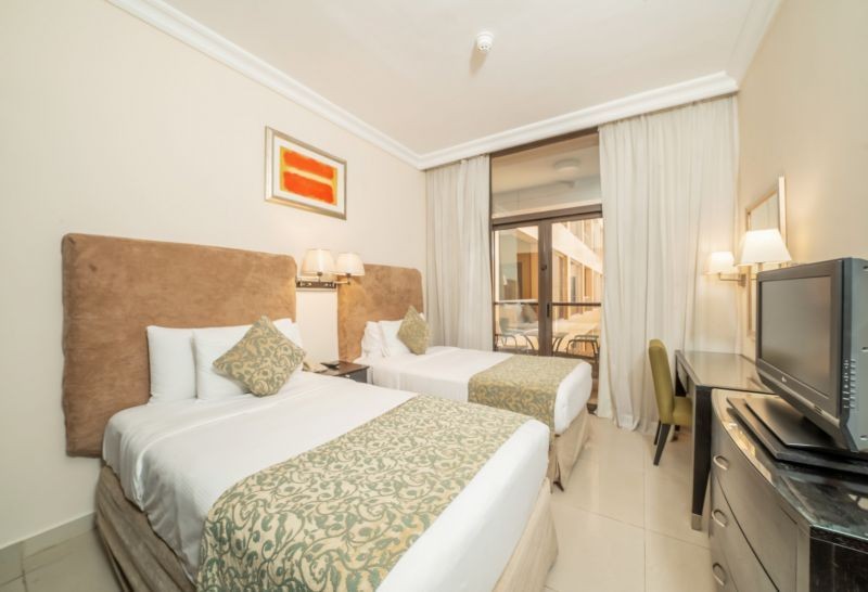 family 2 bedroom apartments skyline view
