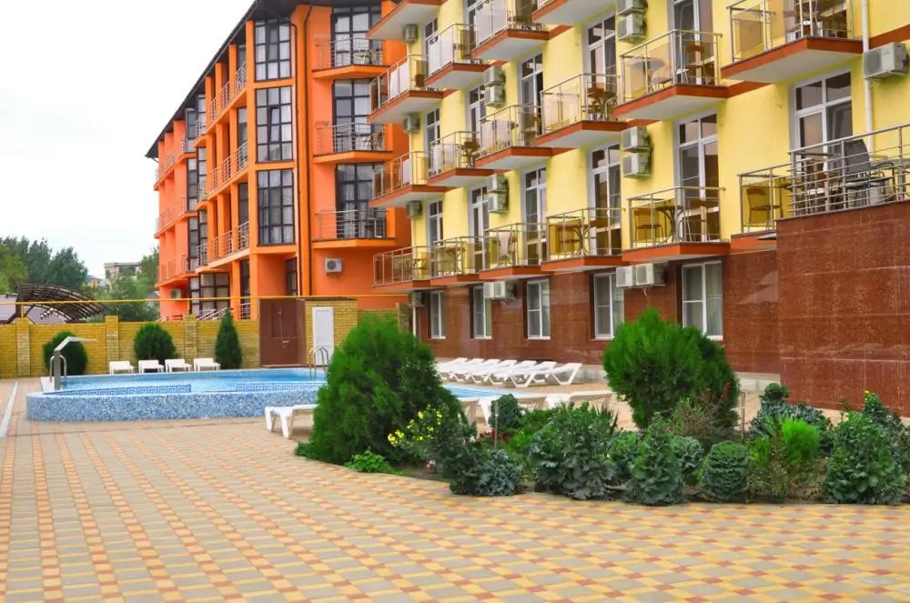 ГАЛА ПАЛЬМИРА (GALA PALMIRA)