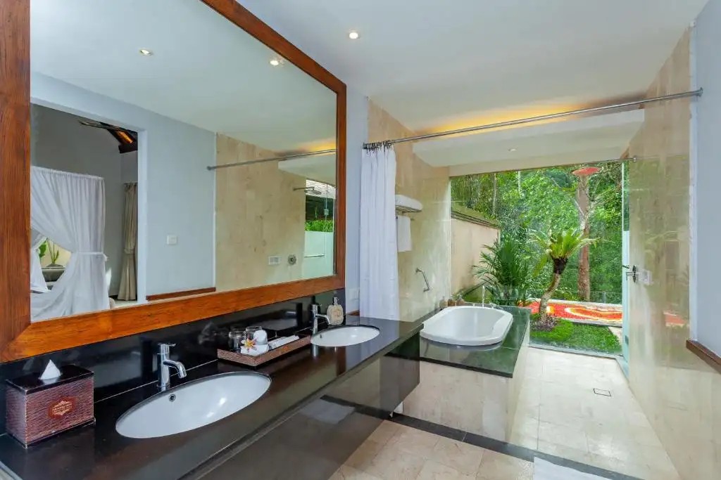THE LOKHA UBUD