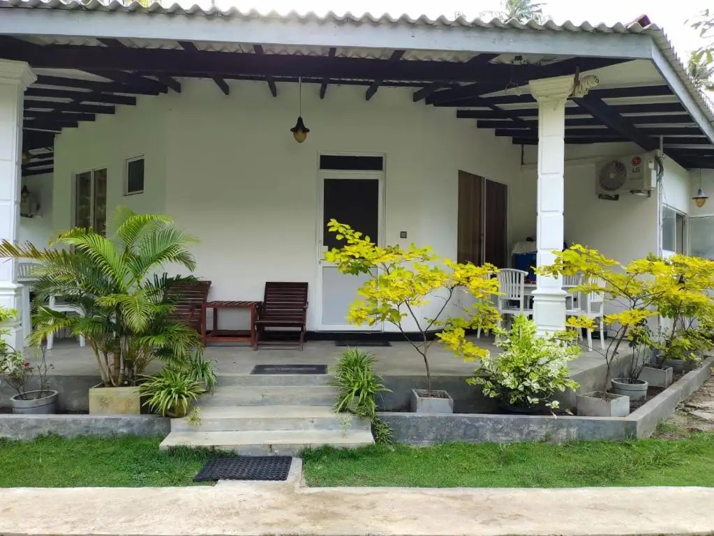 SECRET HILL RESORT GUEST HOUSE
