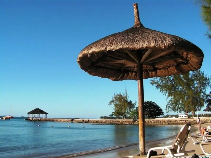 CORAL AZUR BEACH RESORT MONT CHOISY