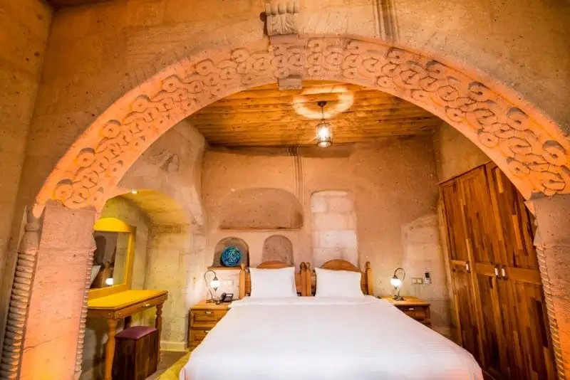 CALDERA HOTEL