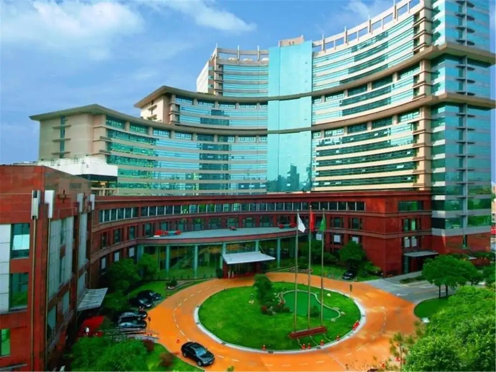 JIN JIANG PINE CITY HOTEL