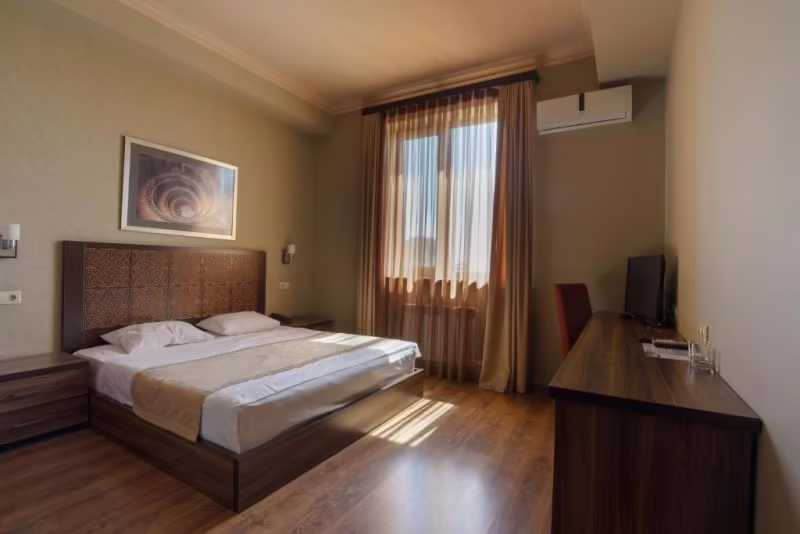 KANTAR HOTEL