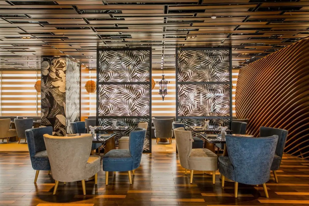 QUINTER CENTRAL NHA TRANG