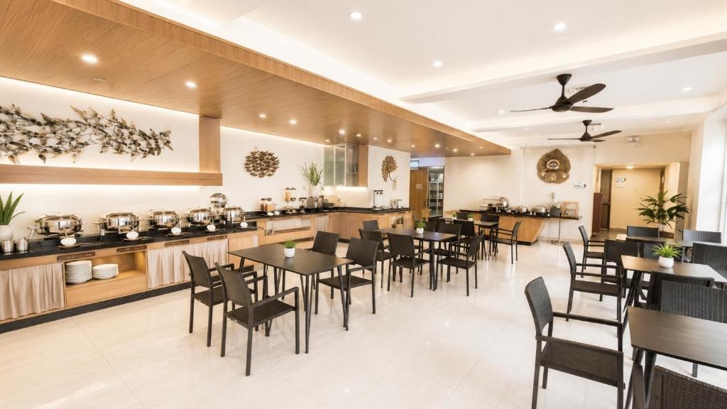 ZIA BALI (EX. HOLIDAY INN EXPRESS BALI KUTA SQUARE)