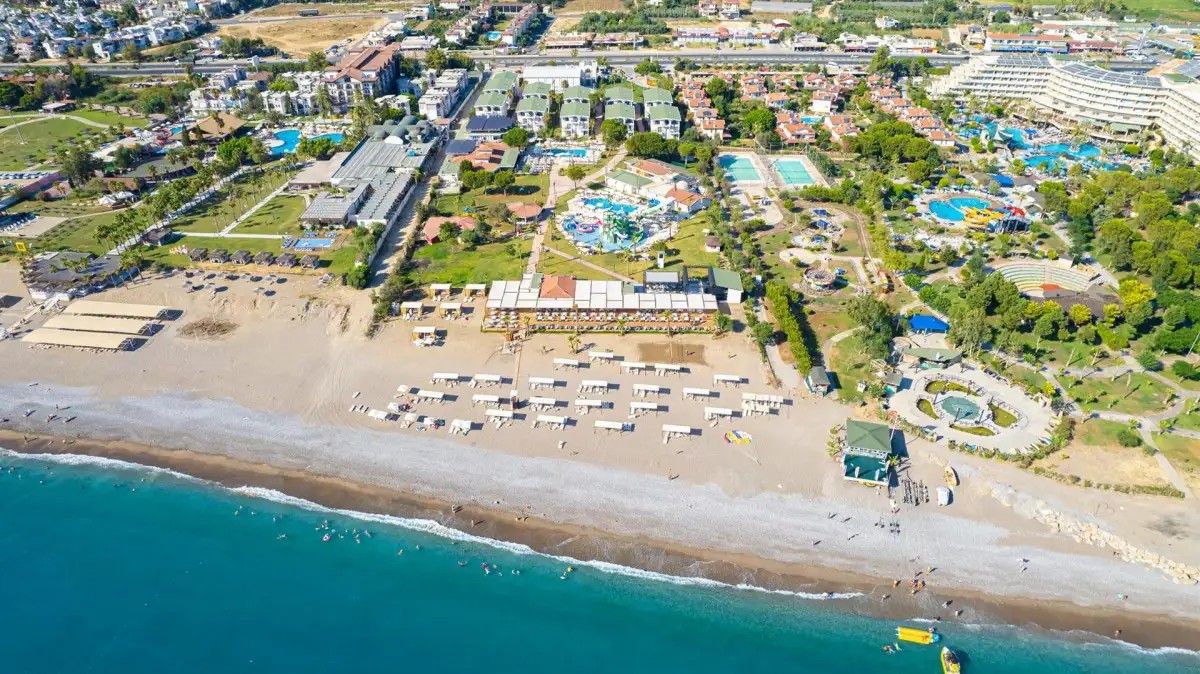 LA BENATA HOTEL