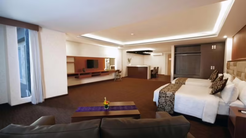 QUEST SAN HOTEL DENPASAR