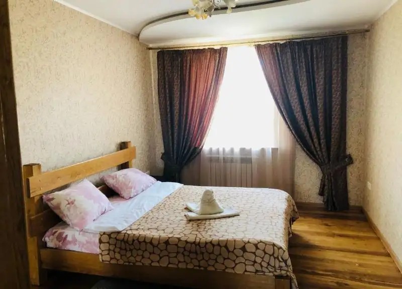 ГОСТЕВОЙ ДОМ НА БЕРЕЗОВСКОЙ