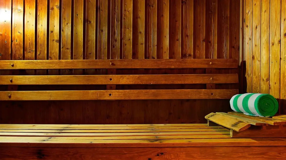 VISION IMPERIAL HOTEL (EX. EXCELSIOR HOTEL DOWNTOWN)