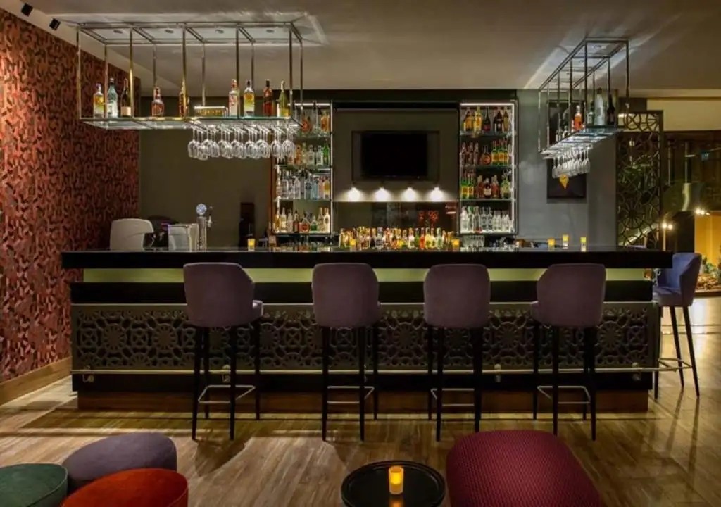 DOSSO DOSSI HOTELS GOLDEN HORN