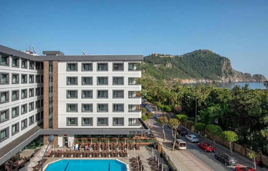 KLEOPATRA RIVIERA ZEN ADULTS ONLY 16+