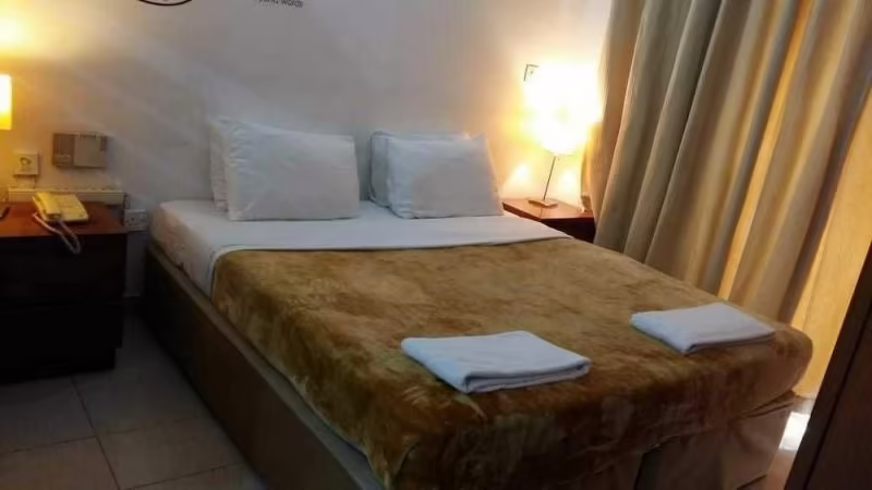 AL RAEIN HOTEL APARTMENT
