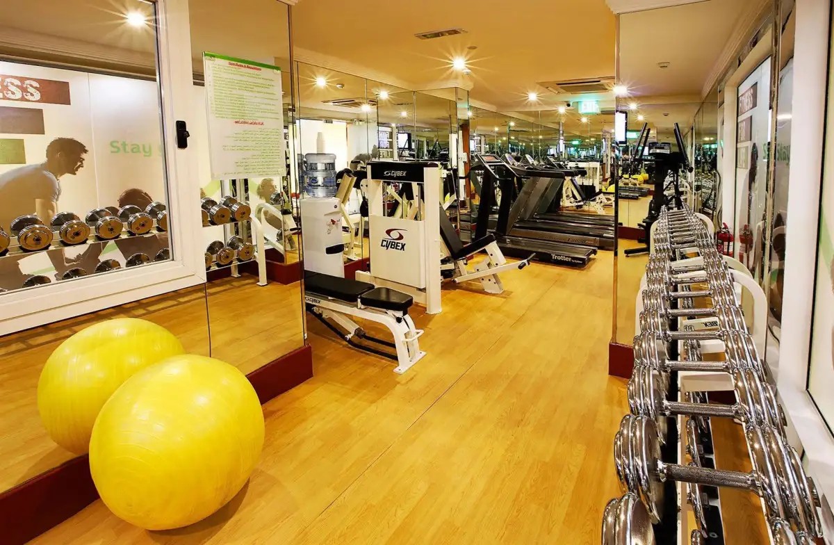 VISION IMPERIAL HOTEL (EX. EXCELSIOR HOTEL DOWNTOWN)