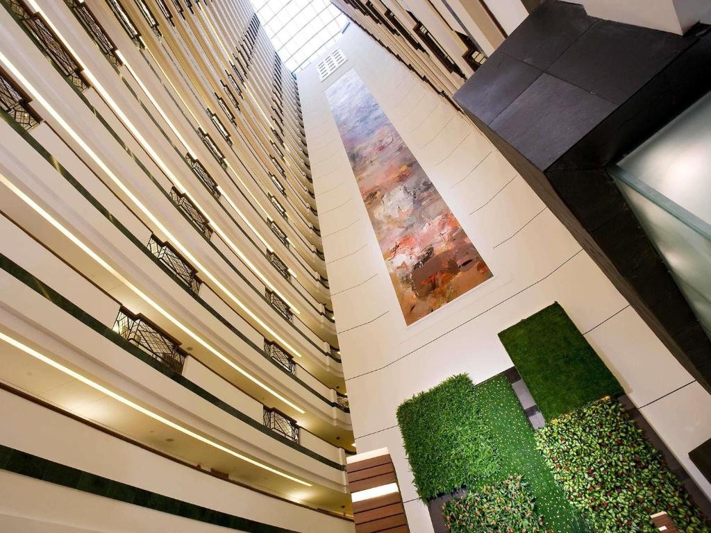 GRAND MERCURE HONGQIAO
