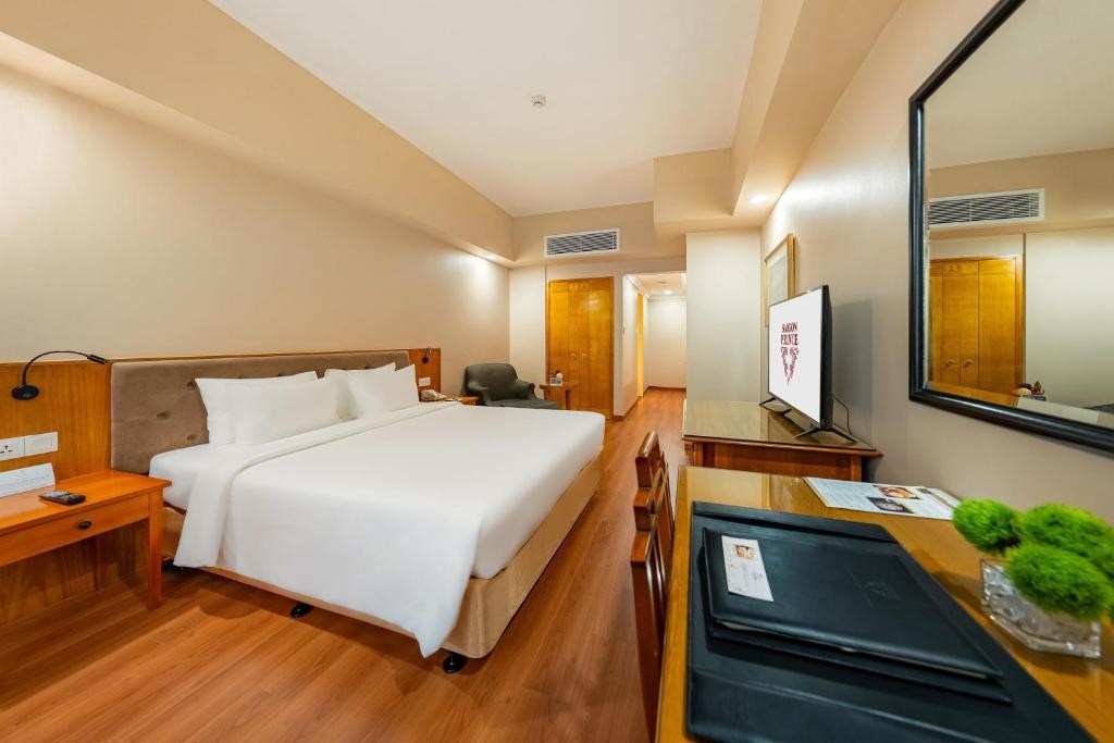 SAIGON PRINCE HOTEL (EX. DUXTON SAIGON)