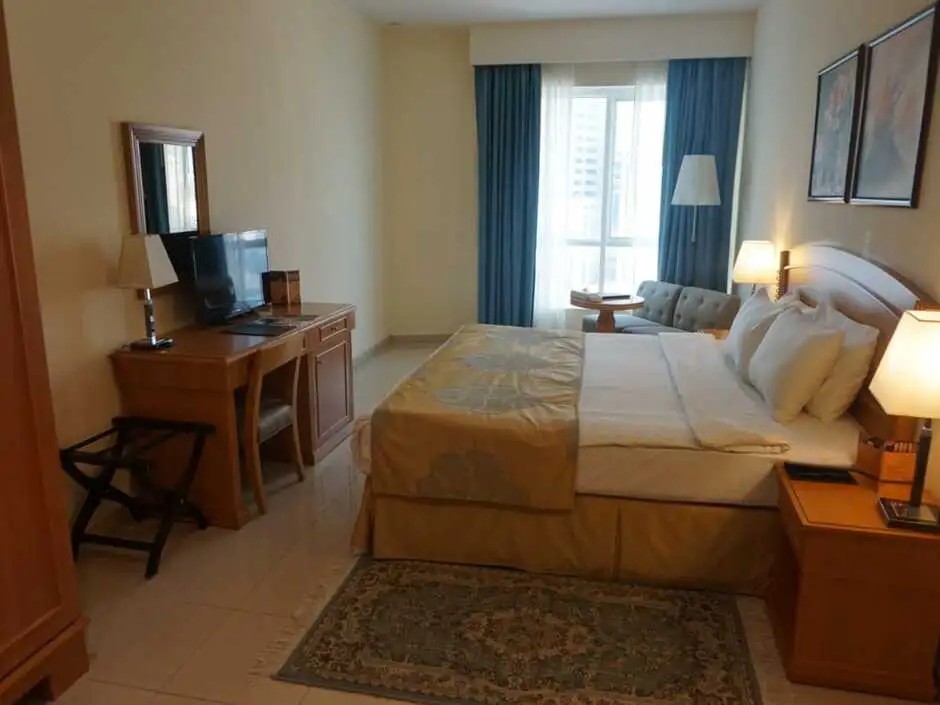 GOLDEN TULIP SHARJAH HOTEL APARTMENTS