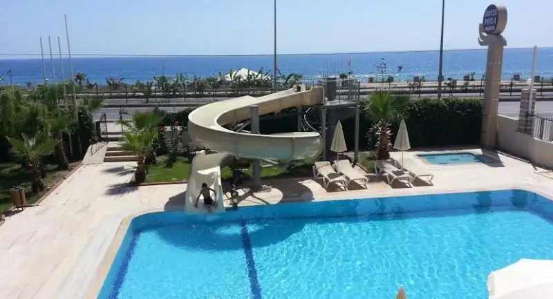 PERA BEACH HOTEL
