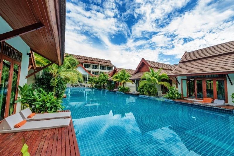 pool access suite villa