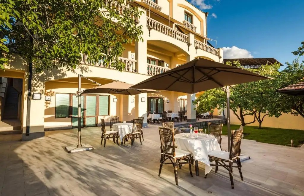 AREVE RESIDENCE BOUTIQUE HOTEL