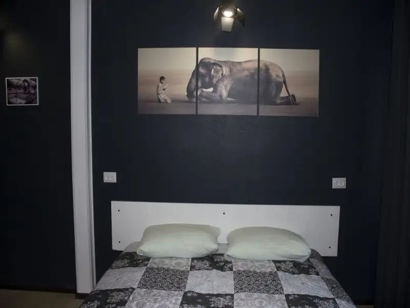 ESQUIRE HOUSE (ЭСКВАЙР ХАУС)