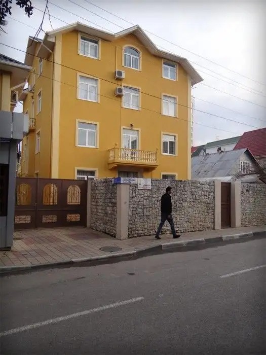 ЛАЗУРЬ