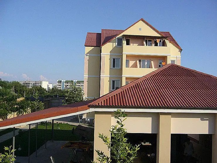 ВИКТОРИЯ САКИ