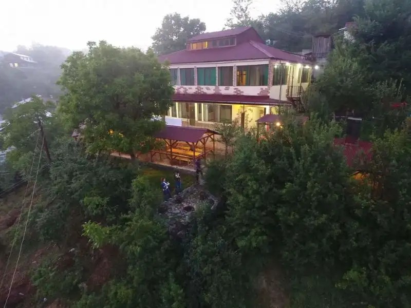 ART GUEST HOUSE