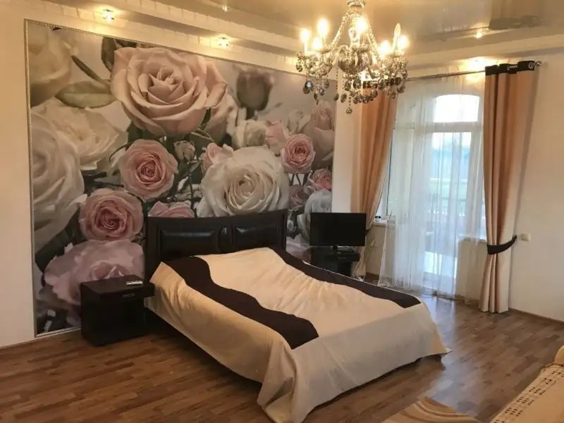 КОРОНА