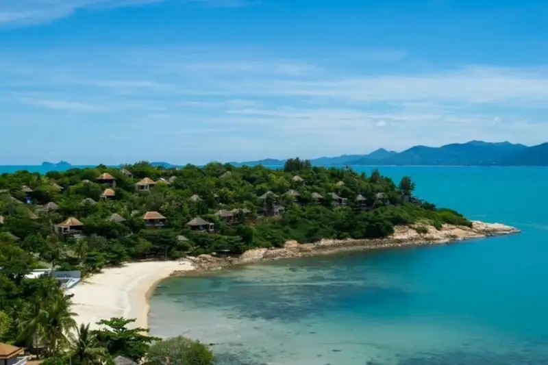 4 BED SEA SUNSET VIEWS & 2 MINUTE WALK TO BEACH