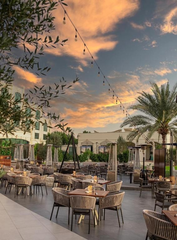 AL AIN ROTANA HOTEL