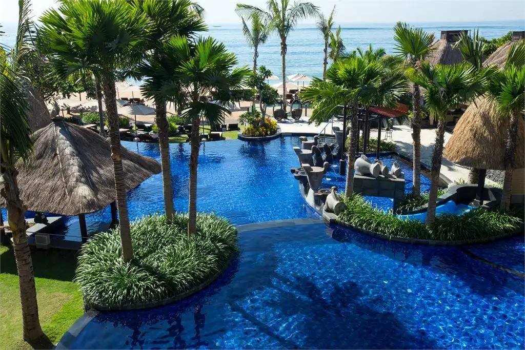 HOLIDAY INN RESORT BALI BENOA