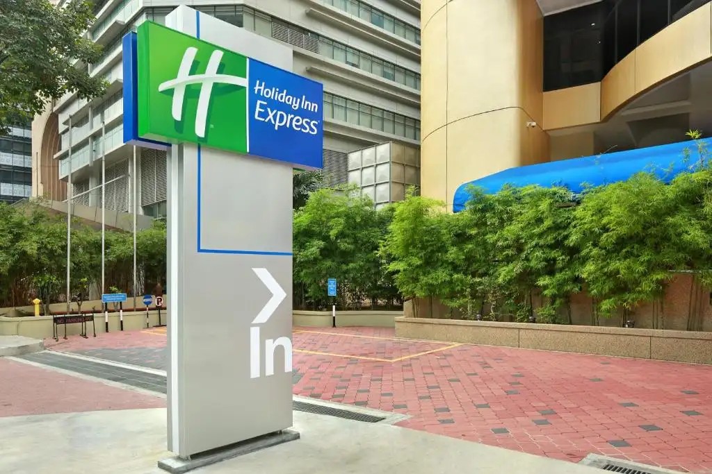 HOLIDAY INN EXPRESS CITY CENTRE