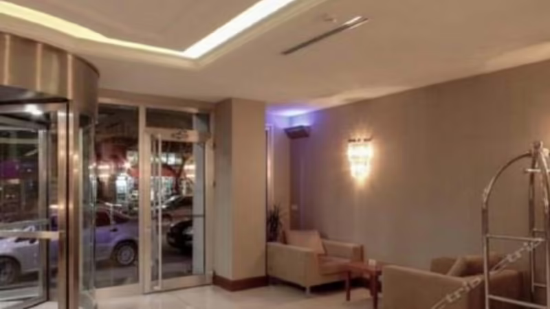 TUGCU HOTEL SELECT