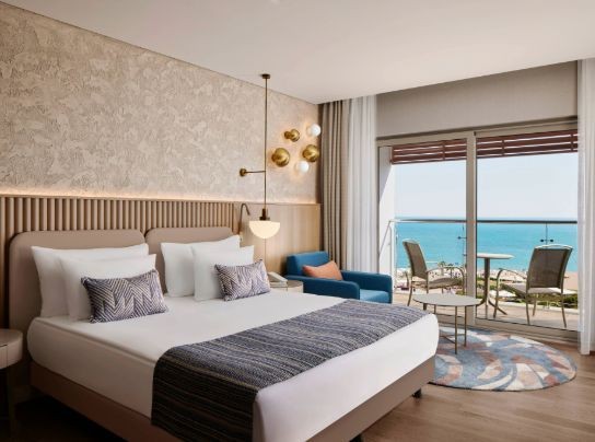 deluxe sea view with jacuzzi on terrace