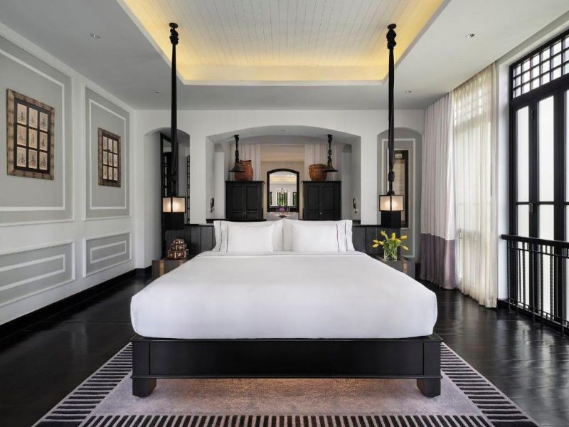 river view suite