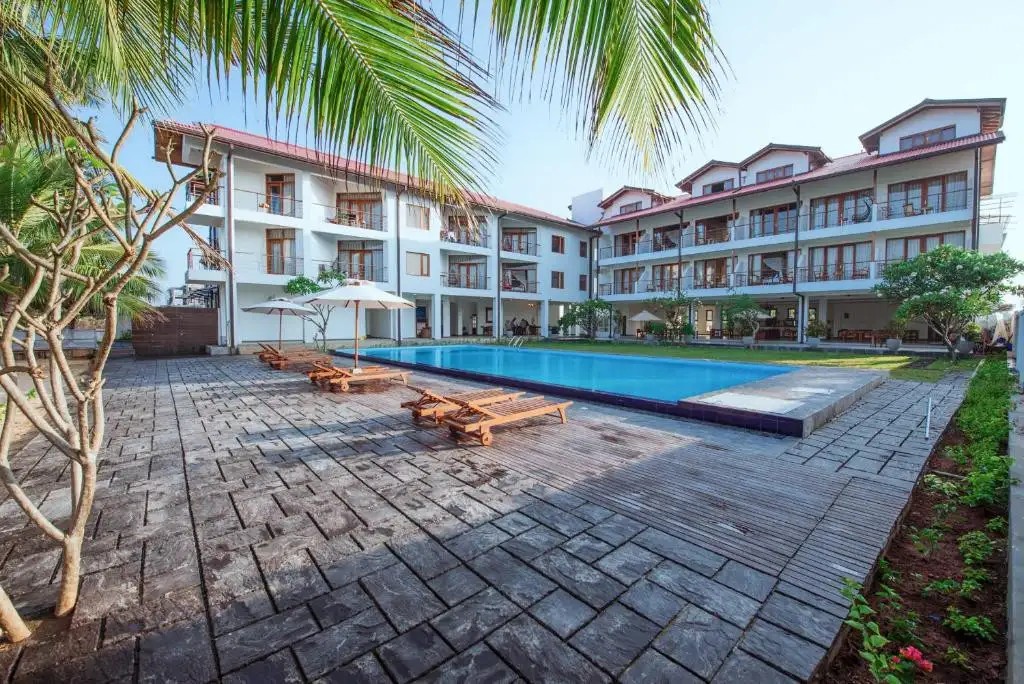 CARDAMON HOTEL NILAVELI