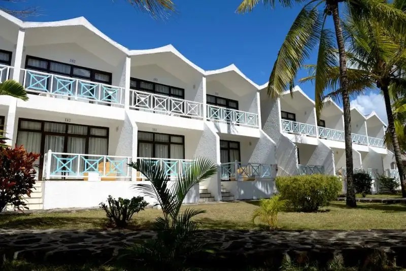 CORAL AZUR BEACH RESORT MONT CHOISY