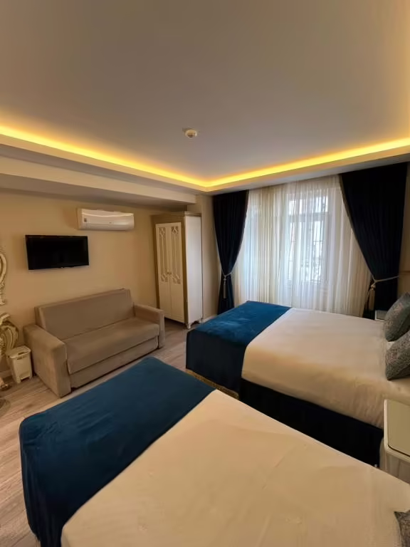 CONSTANTINOPOLIS HOTEL