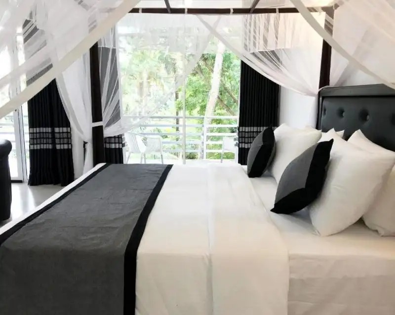 O2 VILLAS WELIGAMA