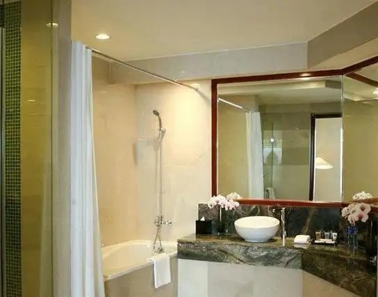 JI HOTEL 798 ART ZONE BEIJING (EX.DAYS INN BUSINESS PLACE YINFENG BEIJING)