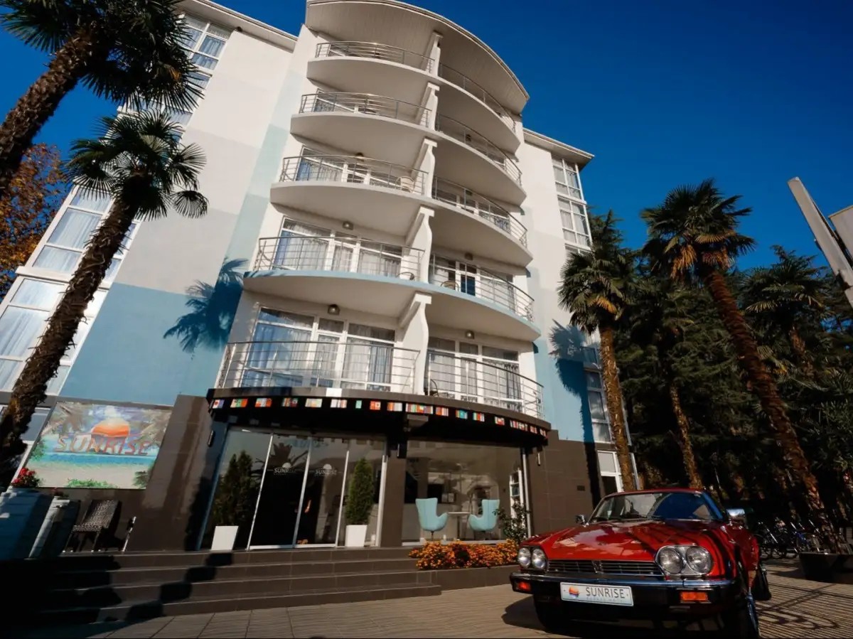 SUNRISE GARDEN HOTEL (САНРАЙЗ ГАРДЕН)