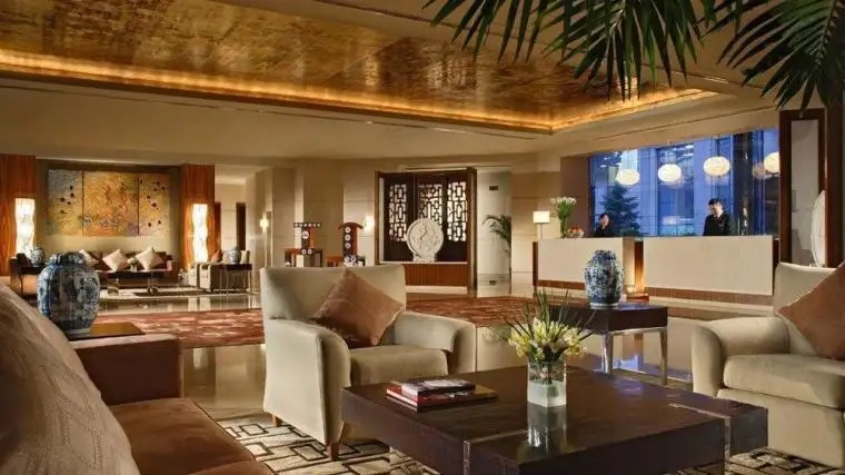 THE ASCOTT