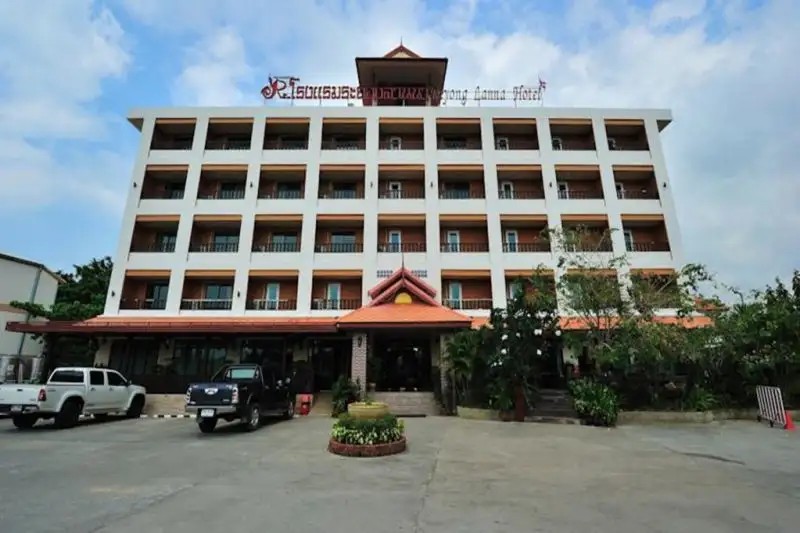 RAYONG LANNA HOTEL