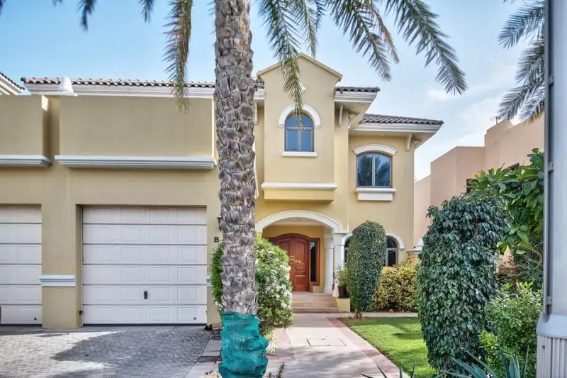ROYAL PALM BEACH VILLA