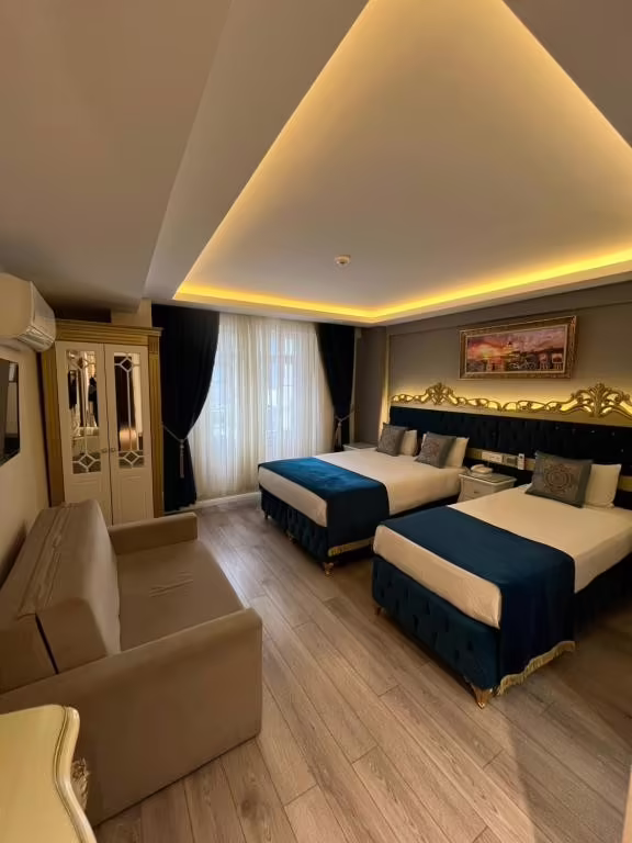 CONSTANTINOPOLIS HOTEL